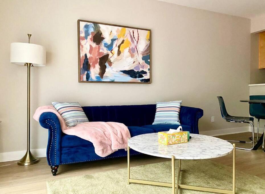 Castle 1 Bd Pool, Parking, Mdr Apartamento Los Angeles